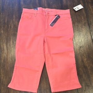 Coral Cropped Pants